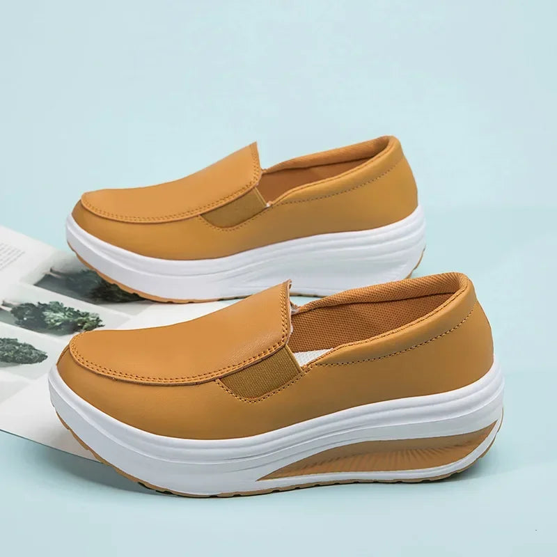 Chaussures orthopédiques compensées pour femme