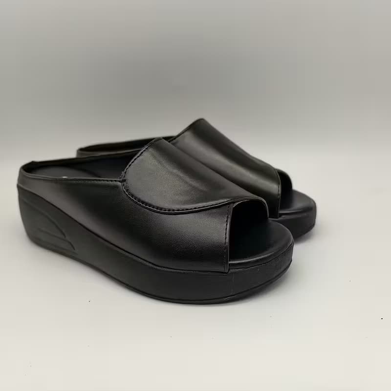 Paire de sandales orthopédiques ouvertes pour femme