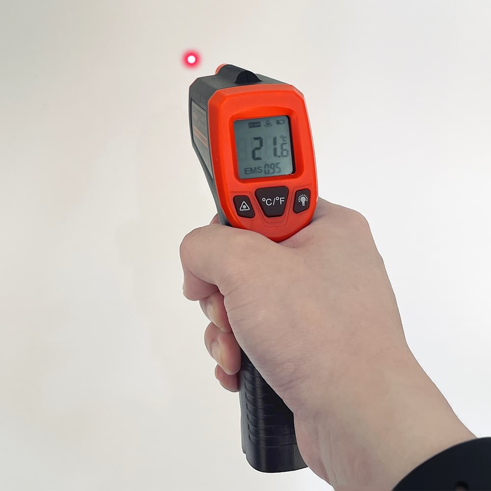 Thermomètre infrarouge 50 ~ 600 °C