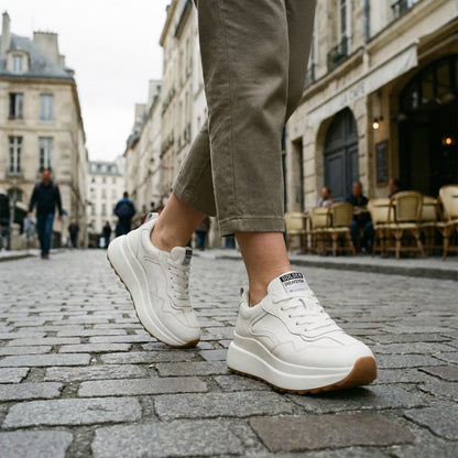 Chaussures orthopédiques modernes pour femme