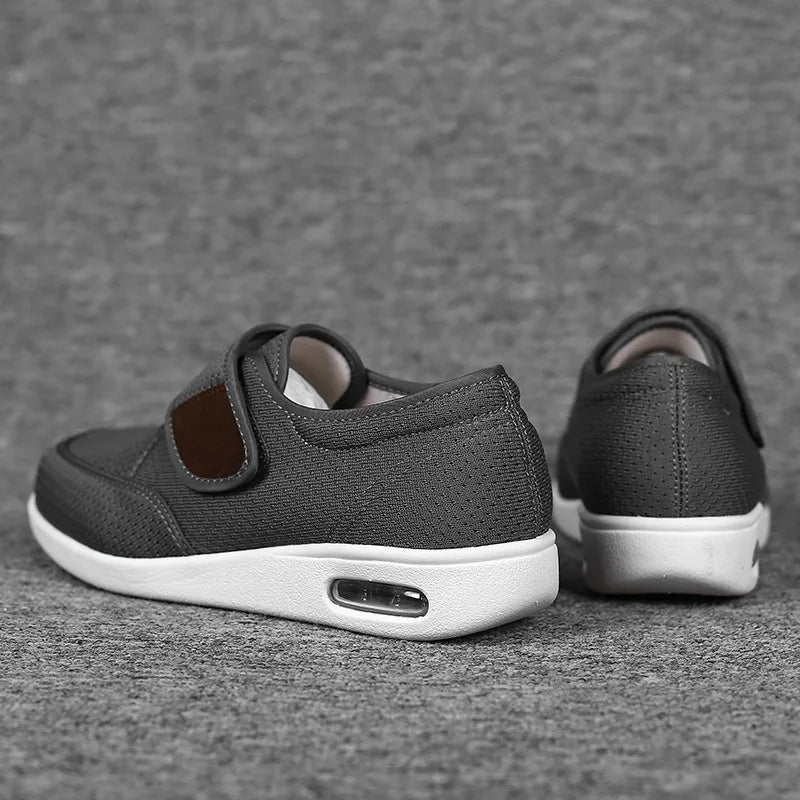 Chaussures orthopédiques à enfiler pour homme