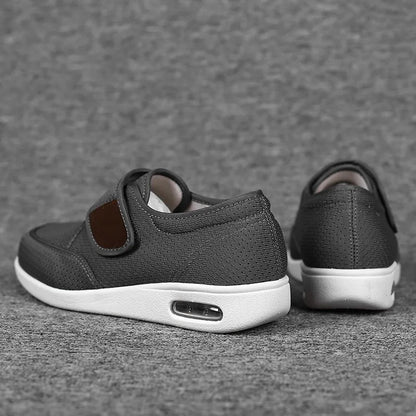 Chaussures orthopédiques à enfiler pour homme