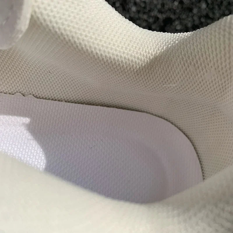 Chaussures orthopédiques modernes pour femme