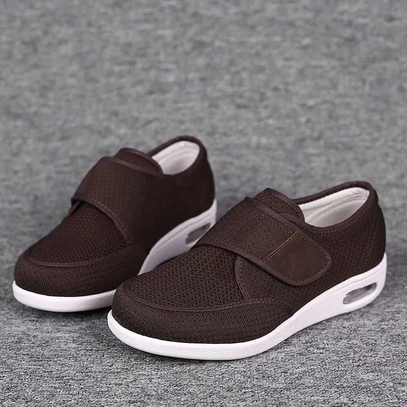 Chaussures orthopédiques à enfiler pour homme