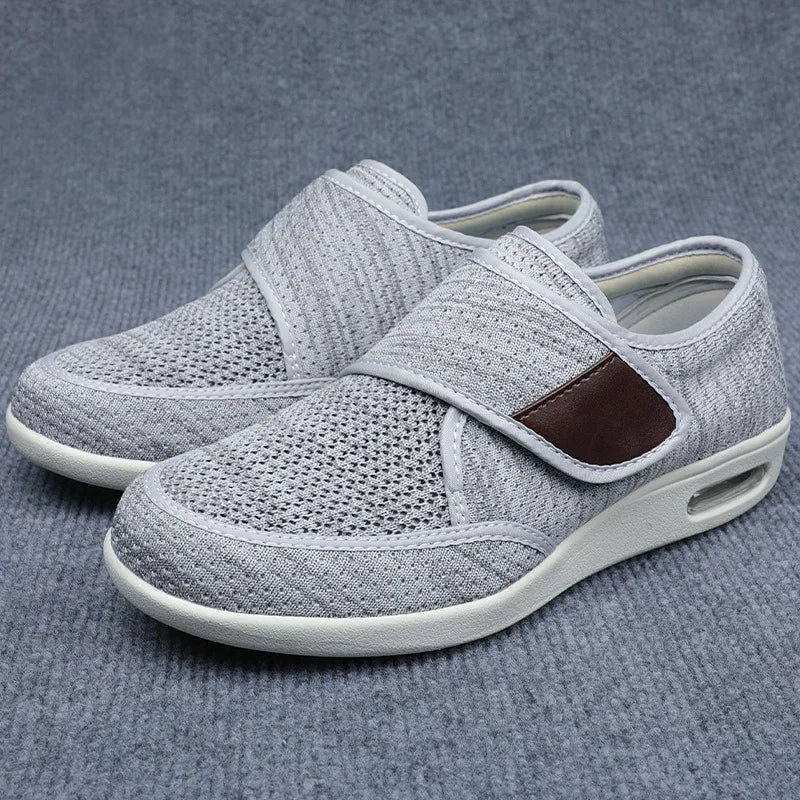 Chaussures orthopédiques à enfiler pour homme